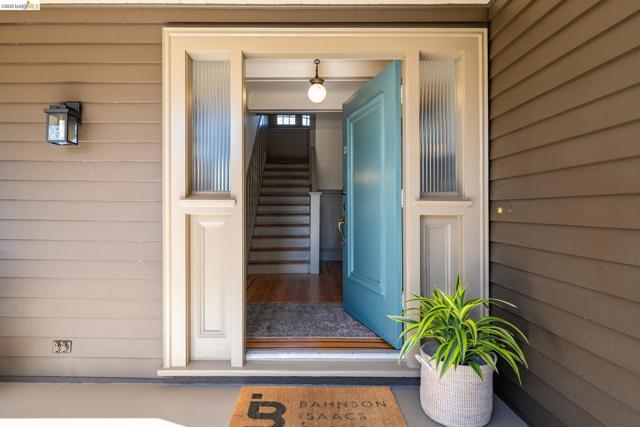 Image 4 of 52 For 15 Blair Ave