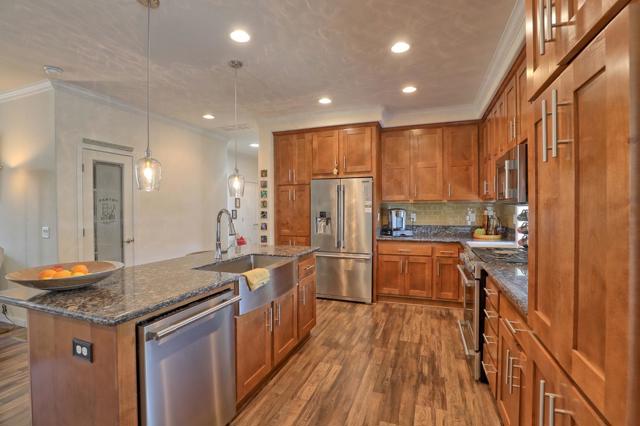 278 Summer Circle, Morgan Hill CA: https://media.crmls.org/mediaz/6bdd2345-570e-4238-b87e-f255e067b37c.jpg