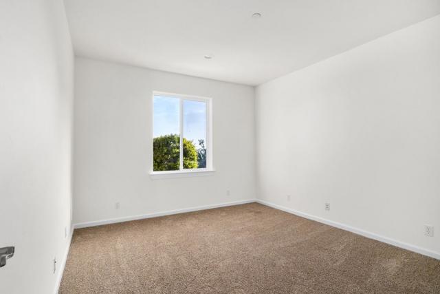 960 Smith Road, Watsonville CA: https://media.crmls.org/mediaz/6bde7c48-9fb1-4980-805f-03fc7404acc3.jpg