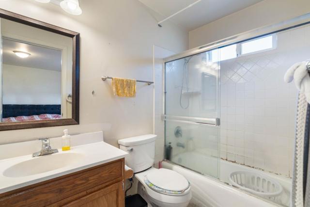 436 Sanford Avenue, Richmond CA: https://media.crmls.org/mediaz/6bdf8105-7d90-46ab-835f-656e744da2db.jpg