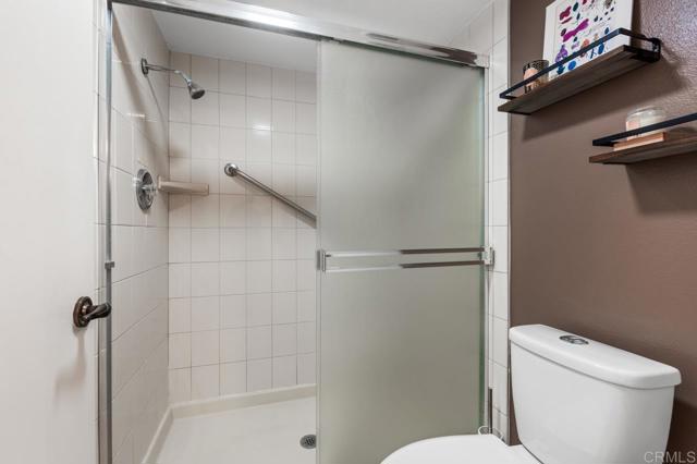 Image 43 of 75 For 6960 Caminito Curva