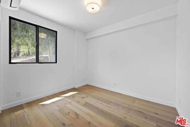 1131 Rancho Drive, Ojai CA: https://media.crmls.org/mediaz/6be0b2f0-3669-40ce-a84a-f9bece961329.jpg
