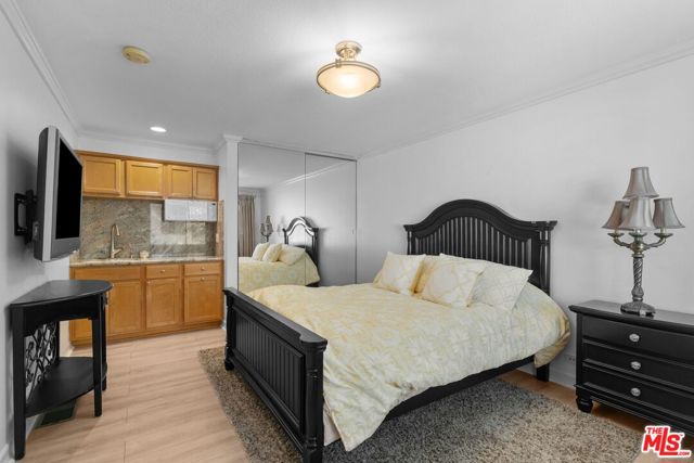 605 North Hillcrest Road photo 33