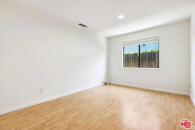22451 Dolorosa Street photo 14