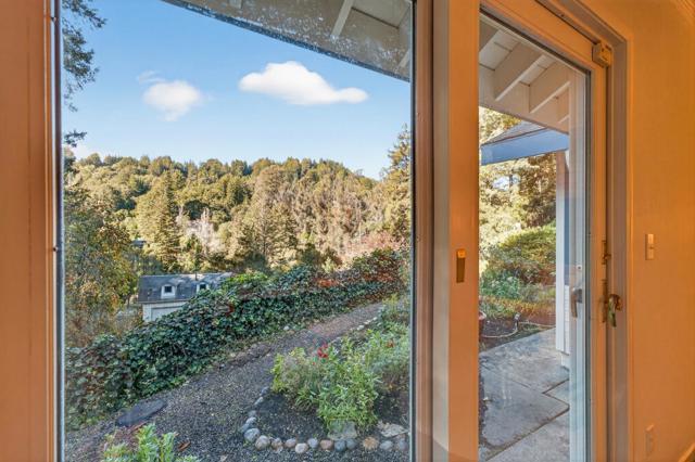 4051 Branciforte Drive, Santa Cruz CA: https://media.crmls.org/mediaz/6be309a2-2a1a-4c02-99e5-5638c4a753f1.jpg