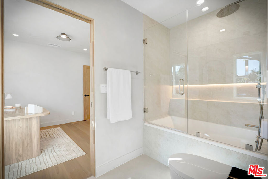 MLS #25625191 image #24