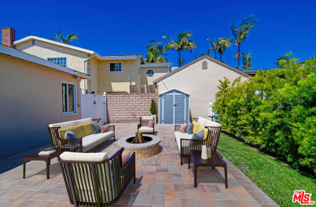 3556 Butler Avenue, Los Angeles CA: https://media.crmls.org/mediaz/6be43a8e-a900-41e3-9cc7-05a9edd3c994.jpg