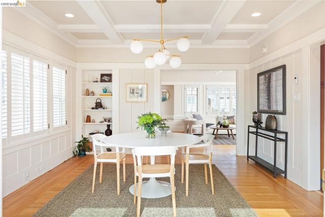 Image 11 of 58 For 685 Calmar Ave