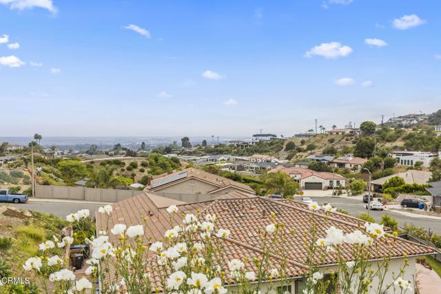 7024 Meadowview Court, Ventura CA: https://media.crmls.org/mediaz/6be4befe-b947-4a1e-8b20-40345b10d13b.jpg