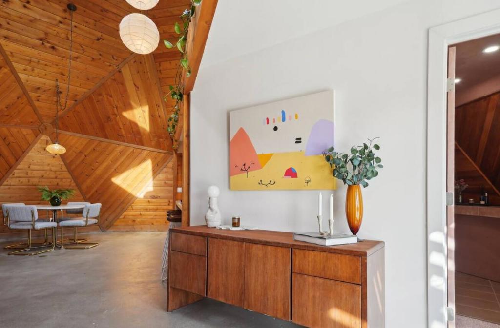 MLS #219138604PS image #2