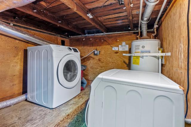 15040 Fern Avenue, Boulder Creek CA: https://media.crmls.org/mediaz/6be5ef7a-3ba1-43b0-a735-c6ee2b681b82.jpg