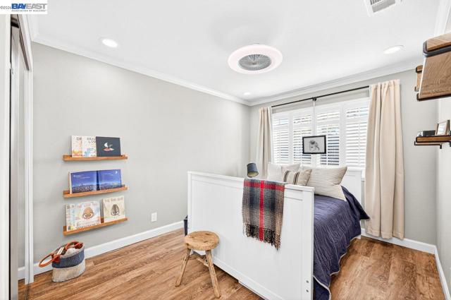 907 Hazel St, Livermore CA: https://media.crmls.org/mediaz/6be5f1a9-6a7e-406e-93db-22f4a80098c1.jpg