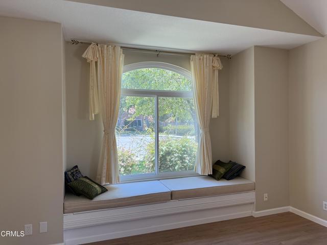 Detail Gallery Image 6 of 59 For 4078 Bending Oak Ct, Moorpark,  CA 93021 - 3 Beds | 2/1 Baths