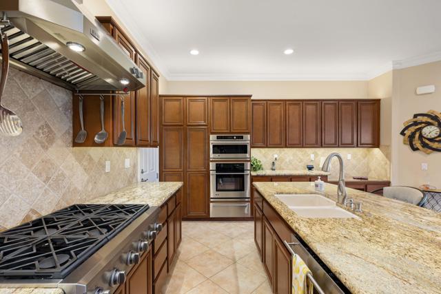 81297 Cantor Court, La Quinta CA: https://media.crmls.org/mediaz/6be79d68-0595-4176-aaec-7c4c5f0308d0.jpg