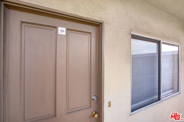 14108 Doty Avenue, Hawthorne CA: https://media.crmls.org/mediaz/6be7ab6c-2302-4c0d-a7e0-38a35c9dc820.jpg