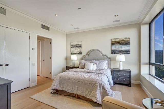 40 W 3rd Avenue, San Mateo CA: https://media.crmls.org/mediaz/6be9be27-f5be-422c-9f93-f364d136232f.jpg