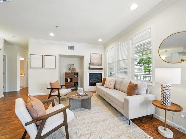 3328 Monaghan St, Dublin CA: https://media.crmls.org/mediaz/6bea90c8-1e1b-4ae6-9e97-c14e92cc0fe1.jpg