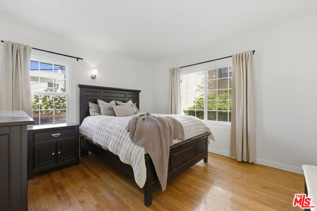 837 Westmount Drive, West Hollywood CA: https://media.crmls.org/mediaz/6beae64c-a5a7-4c49-8748-eb04fbb4bc33.jpg