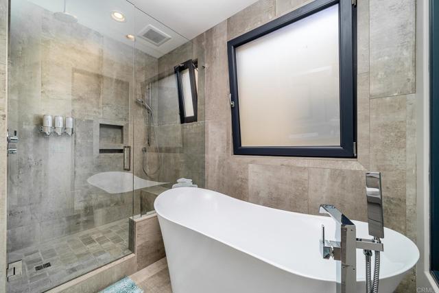 Image 14 of 43 For 907 S Tremont Street