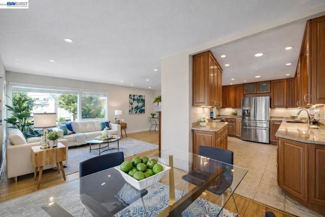 Image 5 of 26 For 17676 Garland Ct