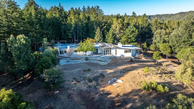 800 Rancho Prieta Road, Los Gatos CA: https://media.crmls.org/mediaz/6beb94d2-0ce3-4d40-843b-25df5dc289f0.jpg