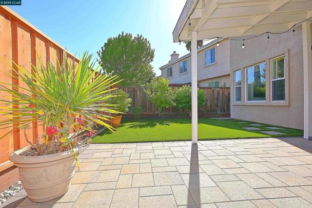 663 Greylyn Dr, San Ramon CA: https://media.crmls.org/mediaz/6bec74cf-b4df-497b-aaba-0ad618458201.jpg