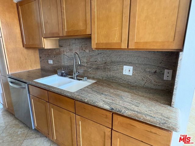201 Ocean Avenue, 710P photo 7
