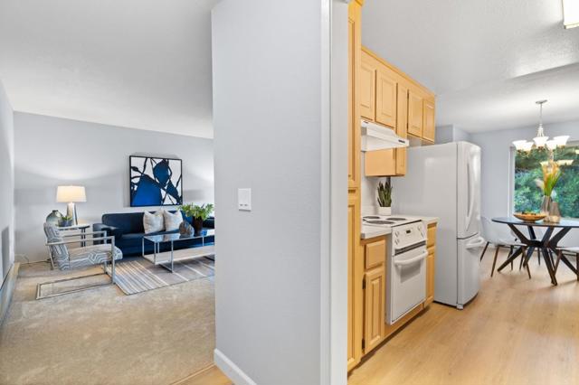 264 N Whisman Road, Mountain View CA: https://media.crmls.org/mediaz/6bee4260-e840-44e7-b94c-ed092de4b31c.jpg