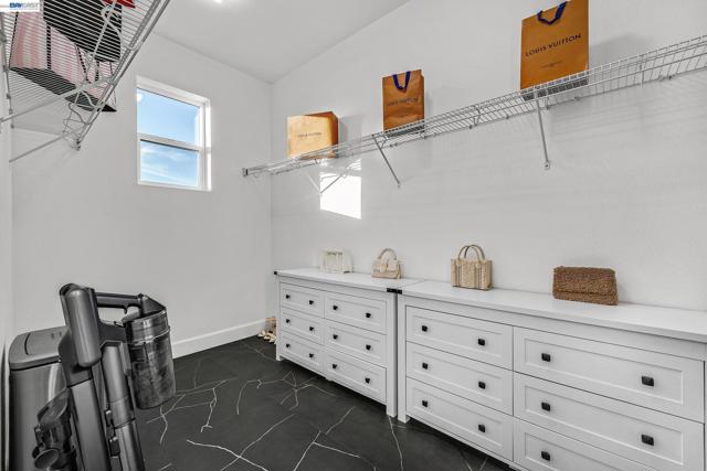 Image 36 of 60 For 259 Eagle Nest Dr