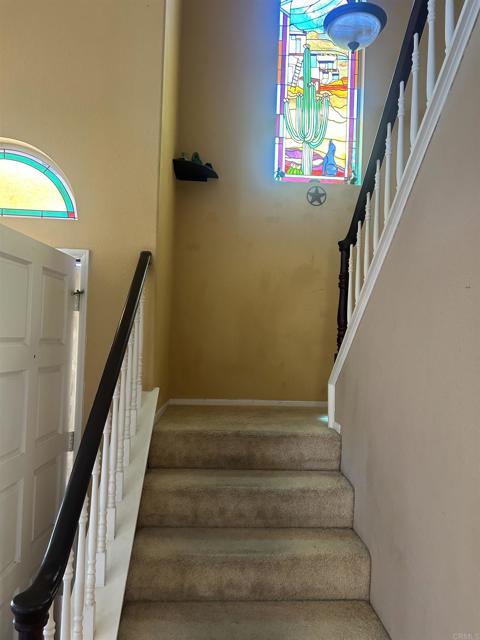 402 Calle Corazon, Oceanside CA: https://media.crmls.org/mediaz/6bef478f-a7d3-48a5-bbb0-8b115138b404.jpg