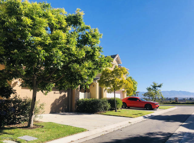 3162 Moss Landing Boulevard, Oxnard CA: https://media.crmls.org/mediaz/6bf02f6c-9a40-49be-bb94-a66a3feac058.jpg