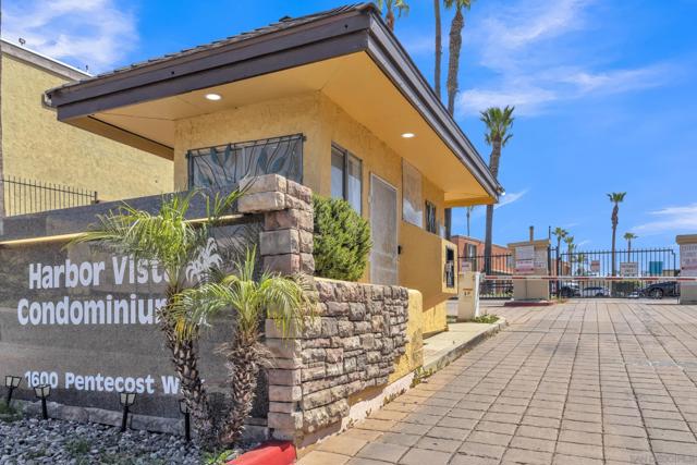 1621 Pentecoast, San Diego CA: https://media.crmls.org/mediaz/6bf1386c-4e6d-41eb-b1d9-3c768779dc27.jpg
