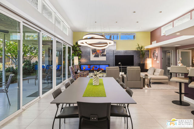 1566 Cabildo Circle, Palm Springs, CA 92264