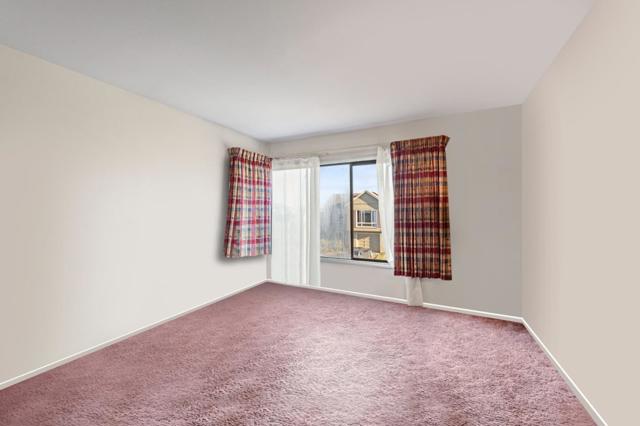 64 Crestview Avenue, Daly City CA: https://media.crmls.org/mediaz/6bf27ba1-a4fc-4834-91a4-3564f4c34215.jpg