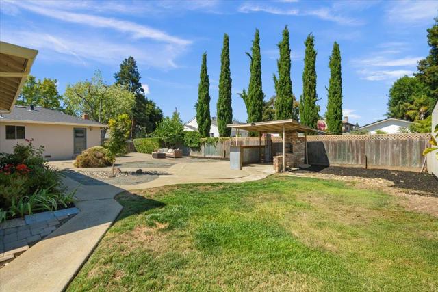 543 Crawford Drive, Sunnyvale CA: https://media.crmls.org/mediaz/6bf2bd76-93d6-4e4f-ae75-eb196caeecd5.jpg