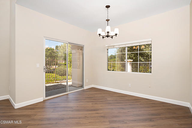 1012 Pan Court, Newbury Park CA: https://media.crmls.org/mediaz/6bf2c857-6a94-4de2-8051-f26c8fd1200b.jpg