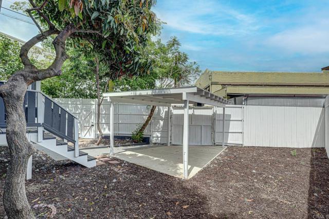 Detail Gallery Image 3 of 22 For 122 S 20th Street, San Diego,  CA 92113 - 3 Beds | 2 Baths