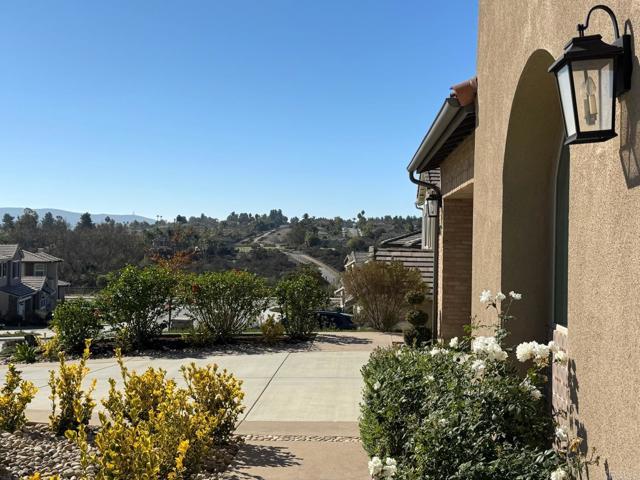 Detail Gallery Image 5 of 50 For 911 Lindbergh Dr, San Marcos,  CA 92069 - 4 Beds | 4/1 Baths