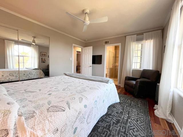 4275 Crestview, La Mesa CA: https://media.crmls.org/mediaz/6bf3beb3-c82a-42ec-aa33-5a5910b6ff20.jpg