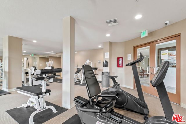 1 Bed Home for Sale in Playa Vista, California