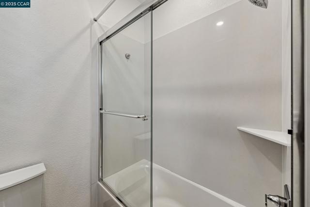 5826 Noba Rd, Dublin CA: https://media.crmls.org/mediaz/6bf4b63e-2f92-4a48-b4e8-daca567c6847.jpg