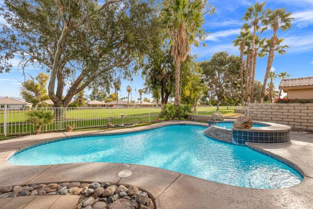 49620 Lincoln Drive, Indio CA: https://media.crmls.org/mediaz/6bf87fcf-256a-4b0f-a386-55ba93f0355a.jpg