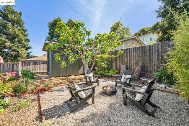 6212 Bernhard, Richmond CA: https://media.crmls.org/mediaz/6bf8c691-4a4a-48c9-8c88-a2532b6ca84a.jpg