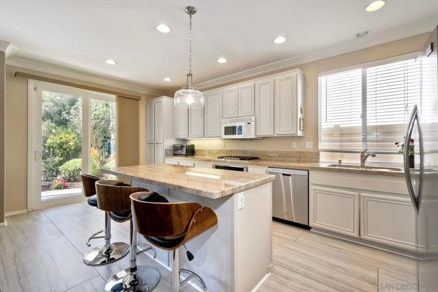 Image 9 of 55 For 2884 West Canyon Avenue