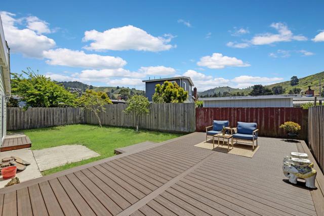 360 Fairway Drive, Pacifica CA: https://media.crmls.org/mediaz/6bfc50dd-9294-4527-a4e3-76457f1b2a55.jpg