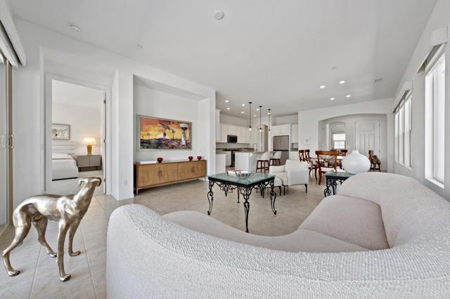 38 Zinfandel, Rancho Mirage CA: https://media.crmls.org/mediaz/6bfcf530-24cf-42ff-a830-9647c4232553.jpg