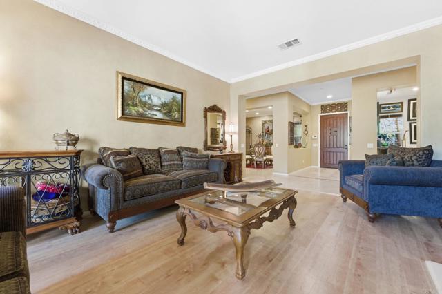 Detail Gallery Image 6 of 73 For 15141 Post Oak Ln, El Cajon,  CA 92021 - 3 Beds | 3/1 Baths