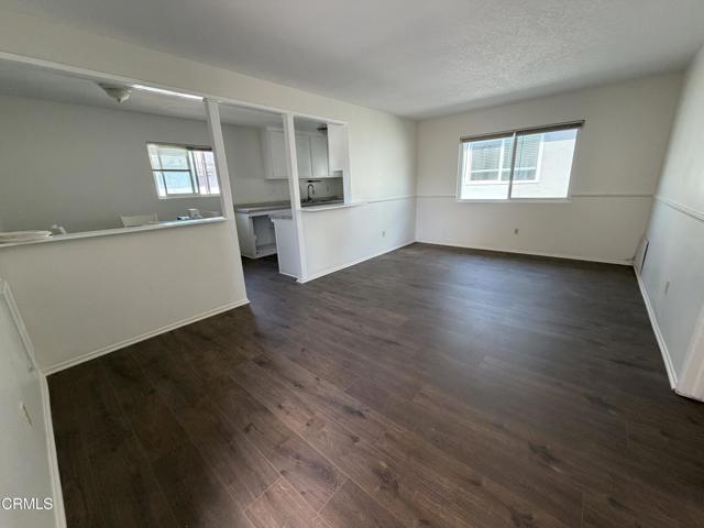 Detail Gallery Image 2 of 8 For 6359 Whipporwill St, Ventura,  CA 93003 - 2 Beds | 1 Baths