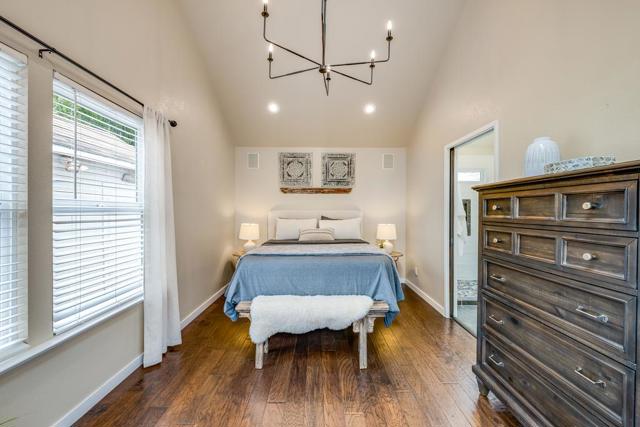 509 36th Avenue, Santa Cruz CA: https://media.crmls.org/mediaz/6bfdf545-4704-4b20-9d47-b60392d87768.jpg