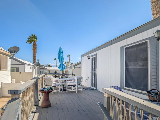 70200 Dillon Road, Desert Hot Springs CA: https://media.crmls.org/mediaz/6bfe1a82-d97e-4da4-899b-2128dd44b8dd.jpg